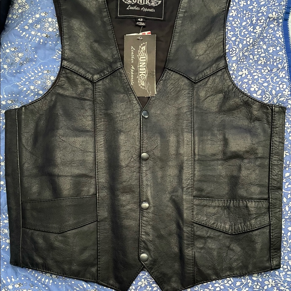 Unik Leather Vest Size 42 NWT